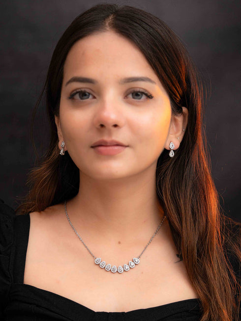 Zeraki Jewels Ziya Silver Necklace Set