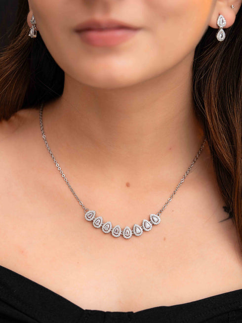Zeraki Jewels Ziya Silver Necklace Set