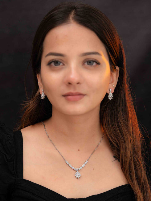 Zeraki Jewels Kyra Silver Necklace Set