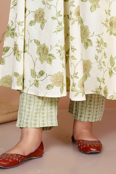 Miravan WomenS Plus Size Green Printed Pure Cotton Kurta With Palazzo