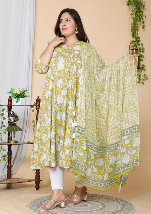 Miravan Womens Yellow Plus Size Floral Anarkali Kurta With Dupatta