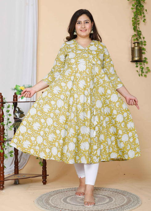 Miravan Womens Plus Size Yellow Floral Anarkali Kurta