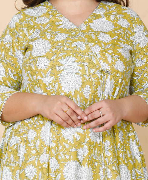 Miravan Womens Plus Size Yellow Floral Anarkali Kurta