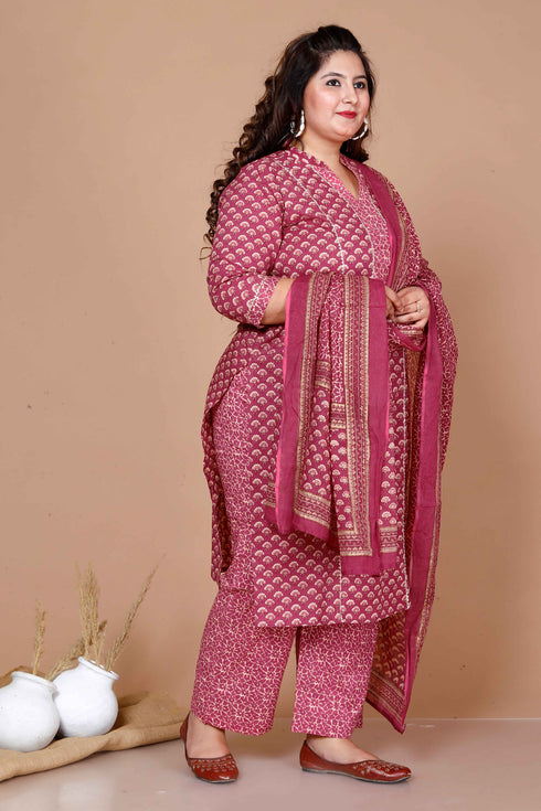Miravan WomenS Plus Size Pink Straight Floral Printed Kurta and Palazzo With Dupatta Set