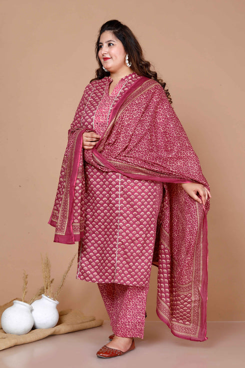 Miravan WomenS Plus Size Pink Straight Floral Printed Kurta and Palazzo With Dupatta Set