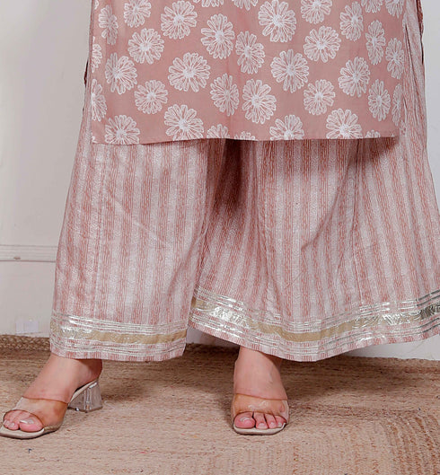 Miravan Plus Size Women Brown Floral Printed Cotton Straight ethnic Kurta with Palazzo and Dupatta
