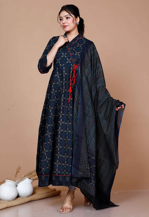 Miravan WomenS Abstract Printed and Tasseles Angrakha Kurta With Blue Dupatta Set