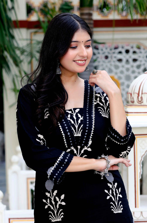 Miravan Womens Cotton Gota Patti Black Floral Printed Straight Kurta Palazzo Set
