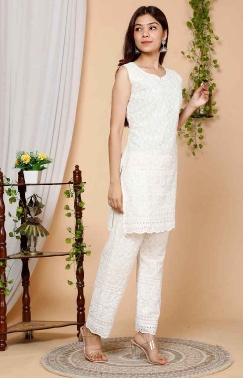 Miravan Womens Beige Floral Embroidered Pure Cotton Sleevless Kurti