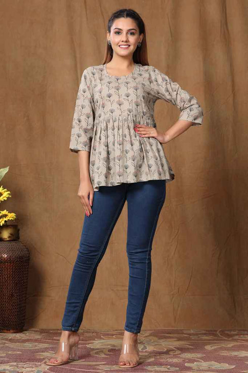 Miravan Womens Beige Printed Short Top