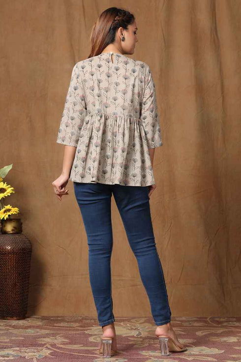 Miravan Womens Beige Printed Short Top