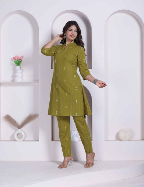 Miravan Womens green Printed Cotton Straight Kurta with Palazzo
