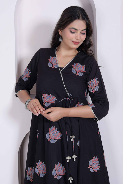 Miravan womens Cotton Floral Print Anarkali Kurta Black