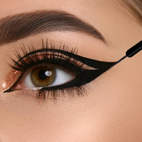Colors Queen ONYX Matte Waterproof Eyeliner | 4 ML