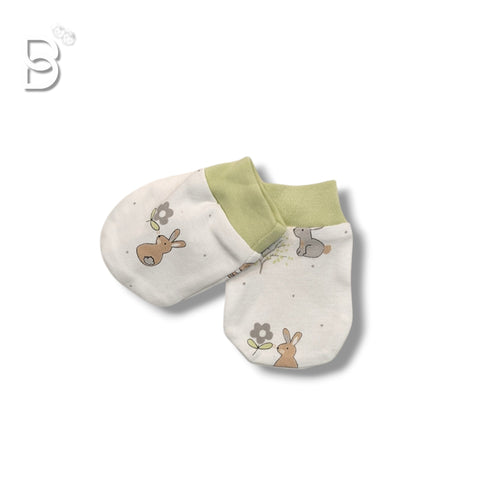 Bachpan kids wear NEWBORN SET-WHITE & GREEN