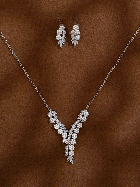 Zeraki Jewels Pruvi Silver Necklace Set