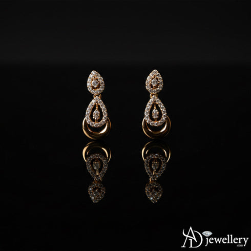 Regal Leaf Sparkle Necklace Set