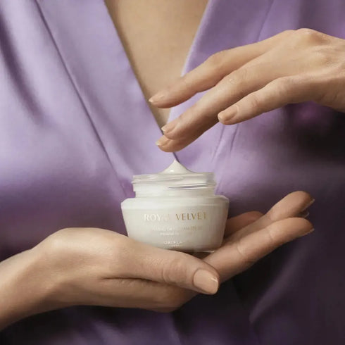 Oriflame Royal Velvet Firming Day Cream SPF20