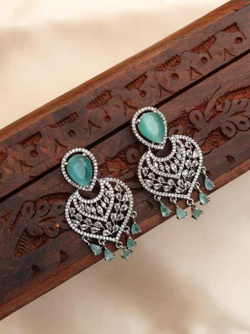 Zeraki Jewels Royal Earrings