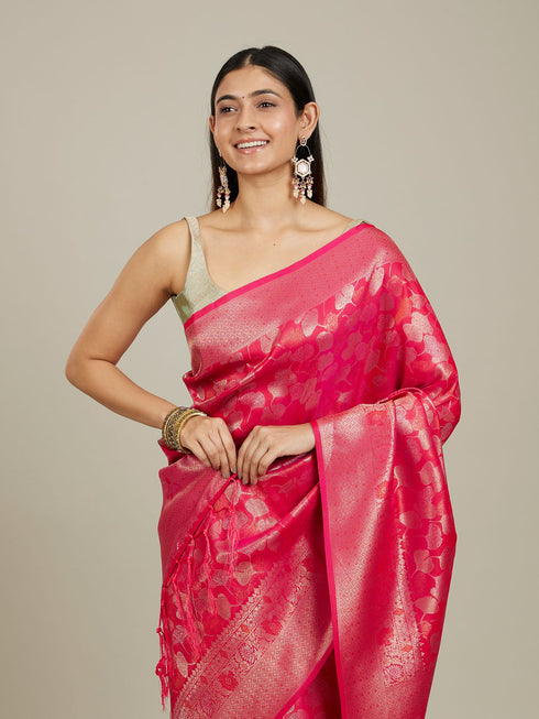 Mohey Rani Pink Lotus Leaf Patterned Saree