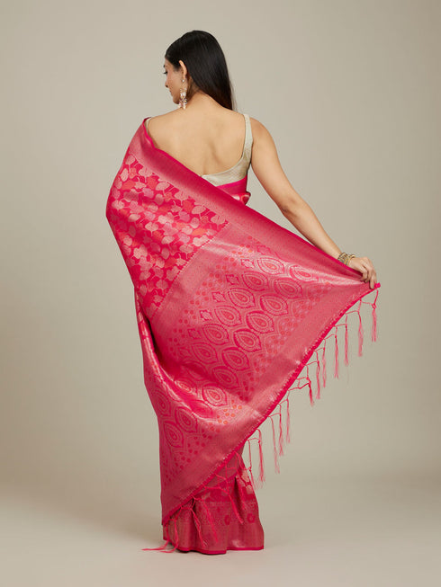 Mohey Rani Pink Lotus Leaf Patterned Saree