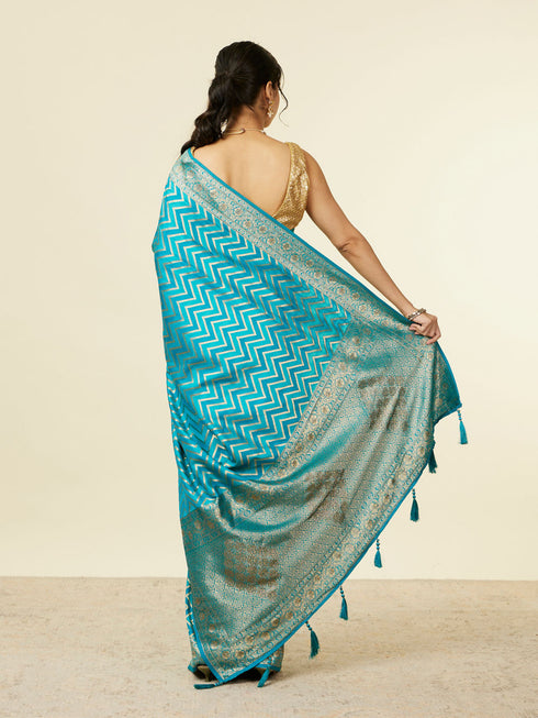 Mohey Teal Blue Chevron Patterned Saree
