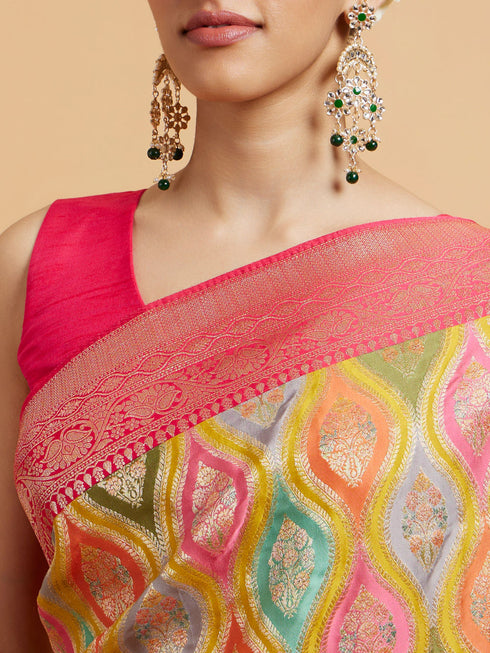 Mohey Green and Rani Ogee Patterned Saree with Scallop Borders & Tassel Trims