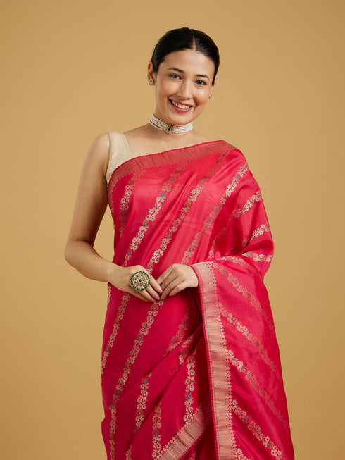 Mohey Ravishing Rani Colored Saree