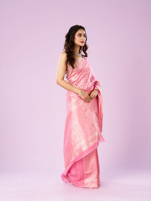 Mohey Elegant Pink Saree