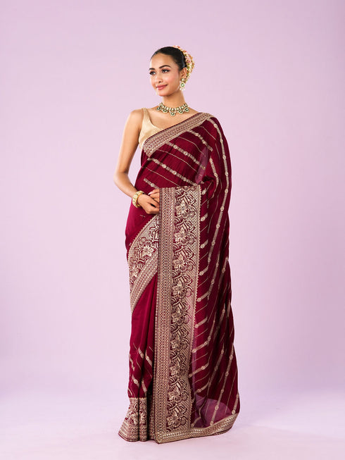 Mohey Enthralling Wine Saree
