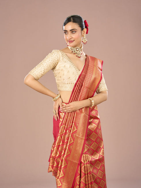 Mohey Pista Green Scintillation Saree