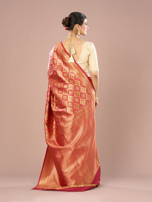 Mohey Pista Green Scintillation Saree