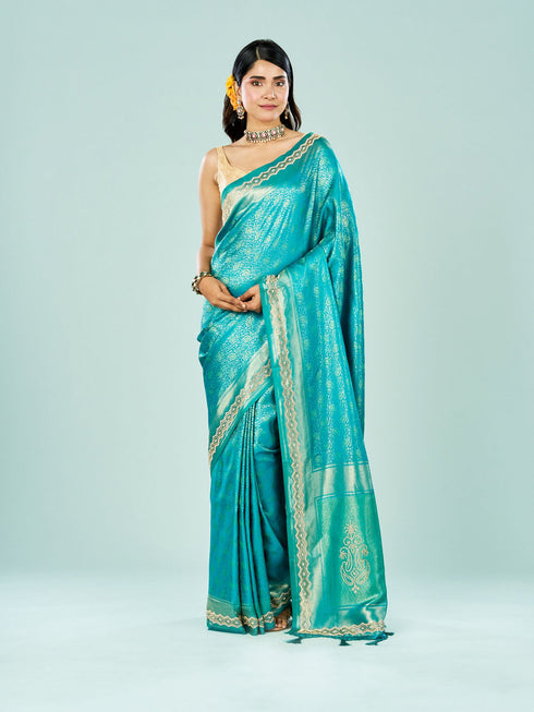 Mohey Ravishing Rama Green Saree