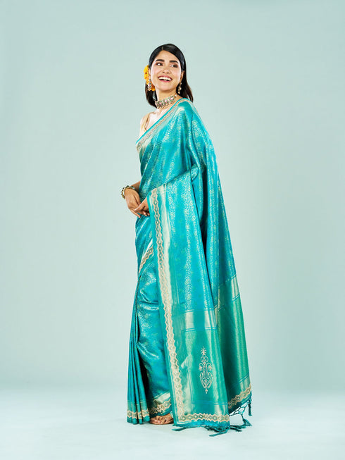 Mohey Ravishing Rama Green Saree