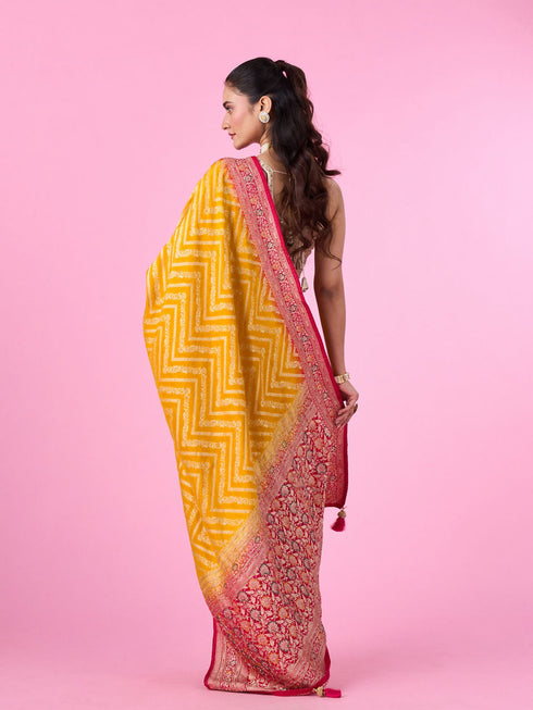 Mohey Elegant Yellow Banarasi Saree