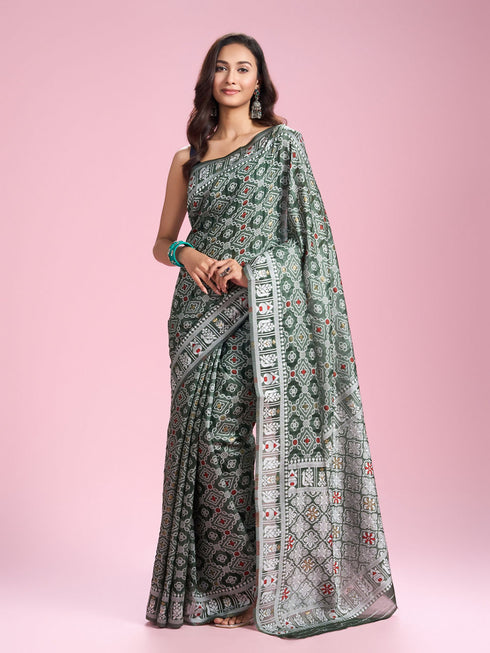 Mohey Timeless Green Elegance Saree