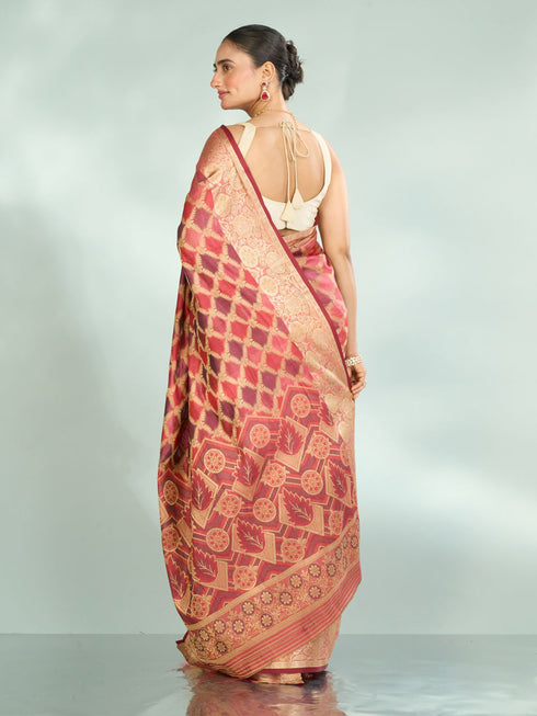 Mohey Splendid Coral Saree