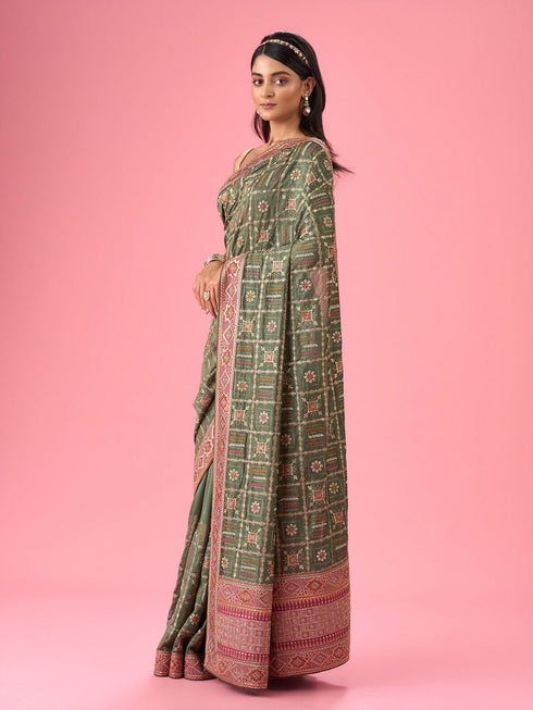 Mohey Emerald Elegance Saree
