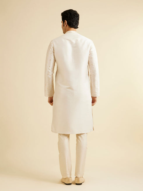 Manyavar Cream Pink Kurta Set with Diamond Buta Motifs