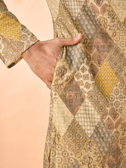 Manyavar Emerald Elegance Kurta Patiala