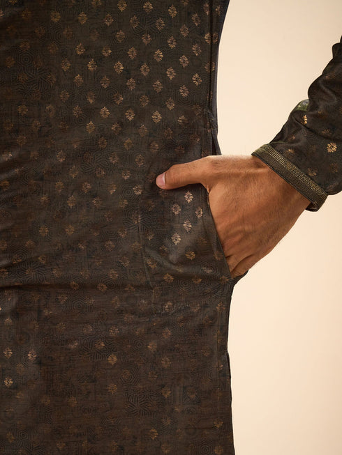 Manyavar Emerald Glory Kurta Pajama