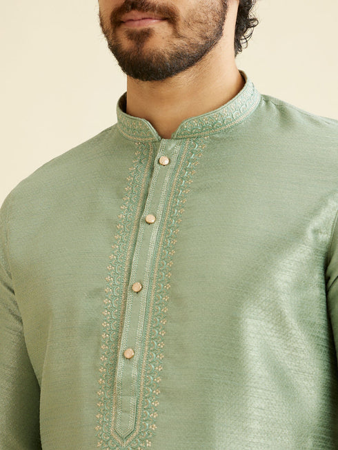 Manyavar Splendid Green Kurta Pajama
