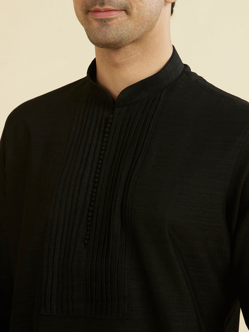Manyavar Elegant Black Ensemble Kurta Churidar