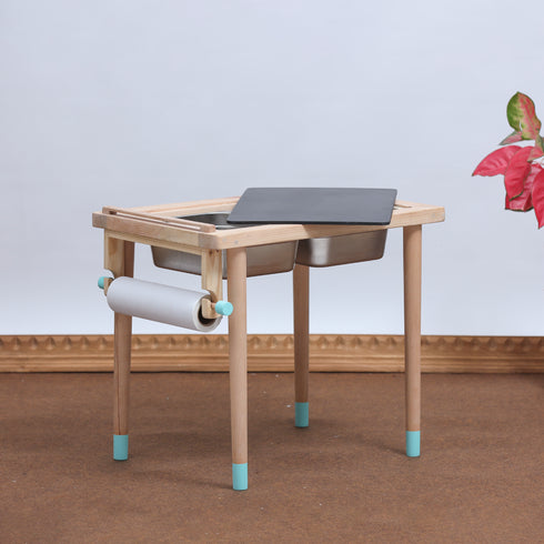 Ariro Toys Sensory Table