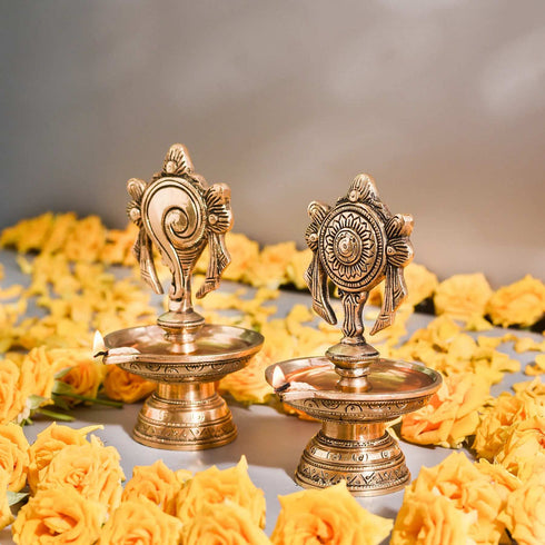 Samskara Home Shankha Chakra Brass Diya (Set Of 2)
