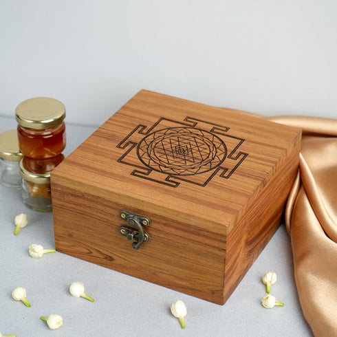 Samskara Home Sri Yantra Puja Box