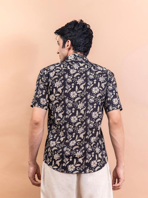 Miravan Mens Floral Printed Half Sleeve Spread Collar Ethnic Motifs Black Slim Fit Shirt