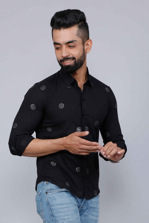 Miravan Mens Black Pure Cotton Floral Print Casual Shirt