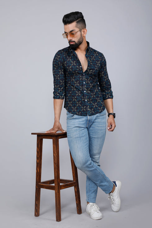 Miravan Mens Blue Floral Print Slim Fit Shirt With Patch Pocket