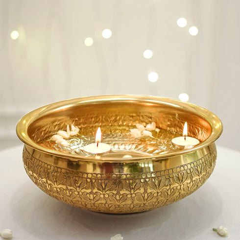 Anandi Metal Urli, Gold, Large
